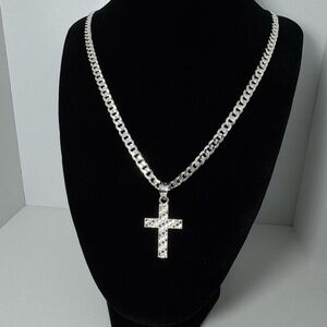 Cadena cubana con dije de cruz plata 925